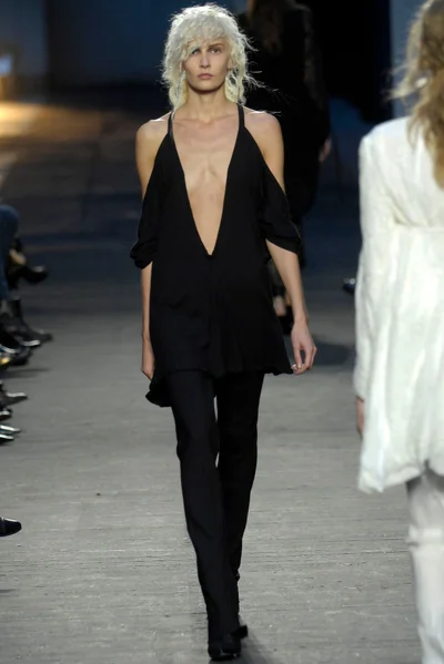 Look 18